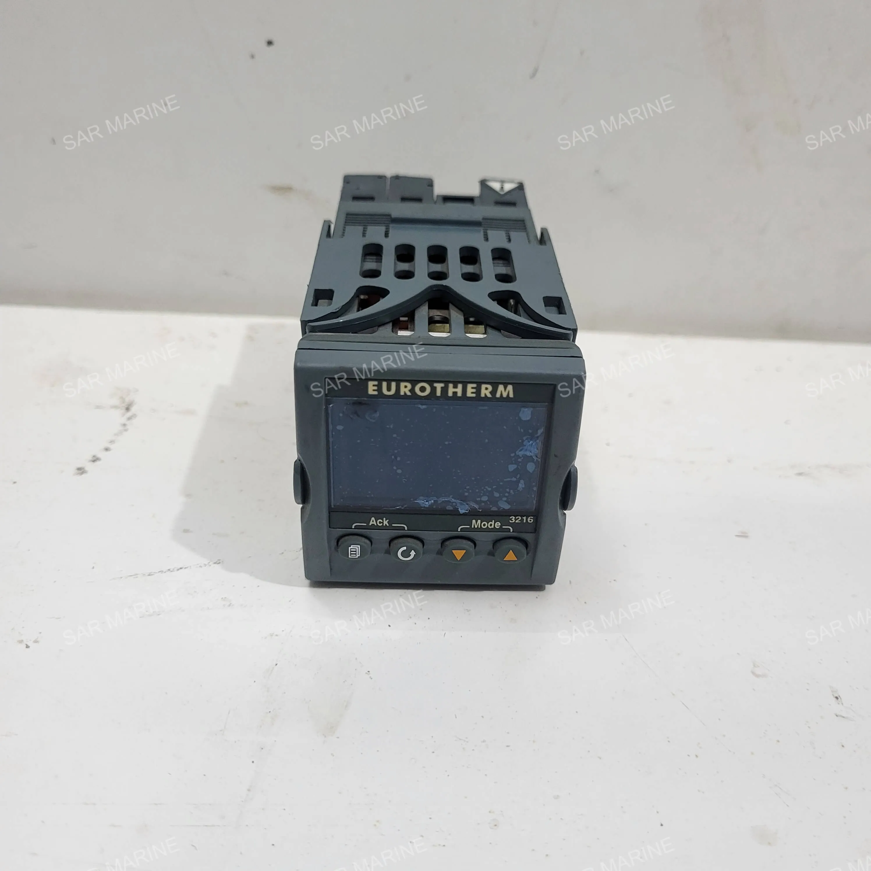 EUROTHERM 3216 Programmable Temperature & Process Controller