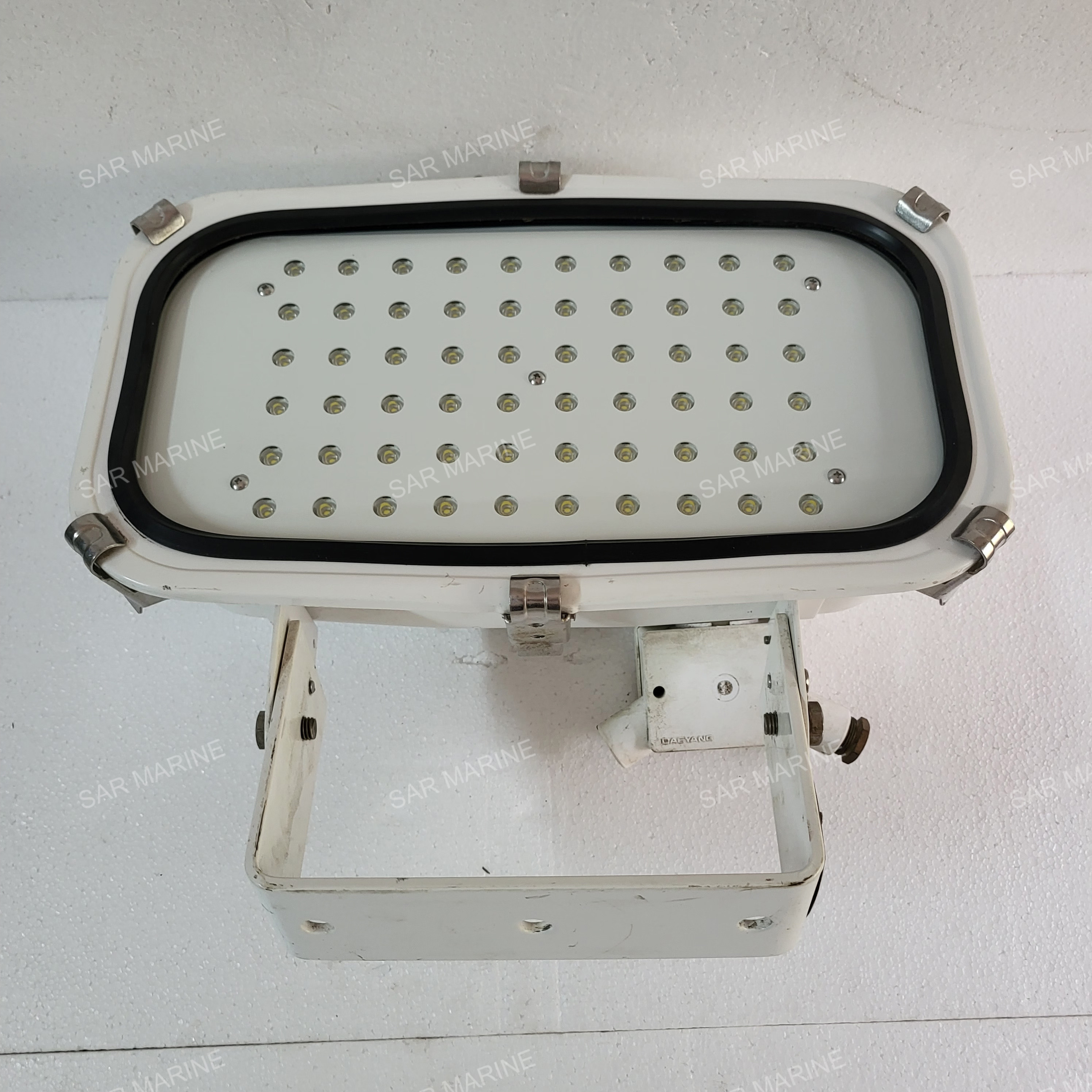 Daeyang PF50L-550UWCFC60 50W 100-277VAC 5060Hz IP67 LED Marine Floodlight